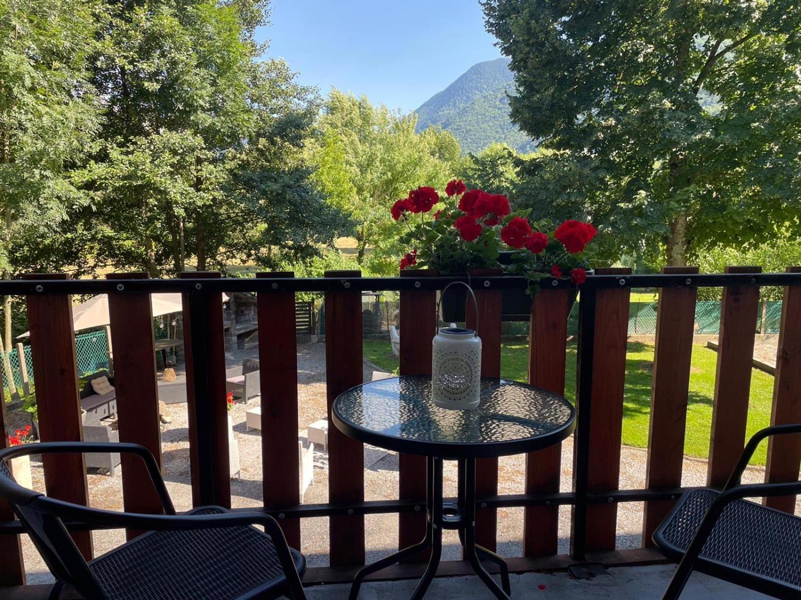 Mountain View 2 Bedroom Apartment Saint Beat Lez Экстерьер фото